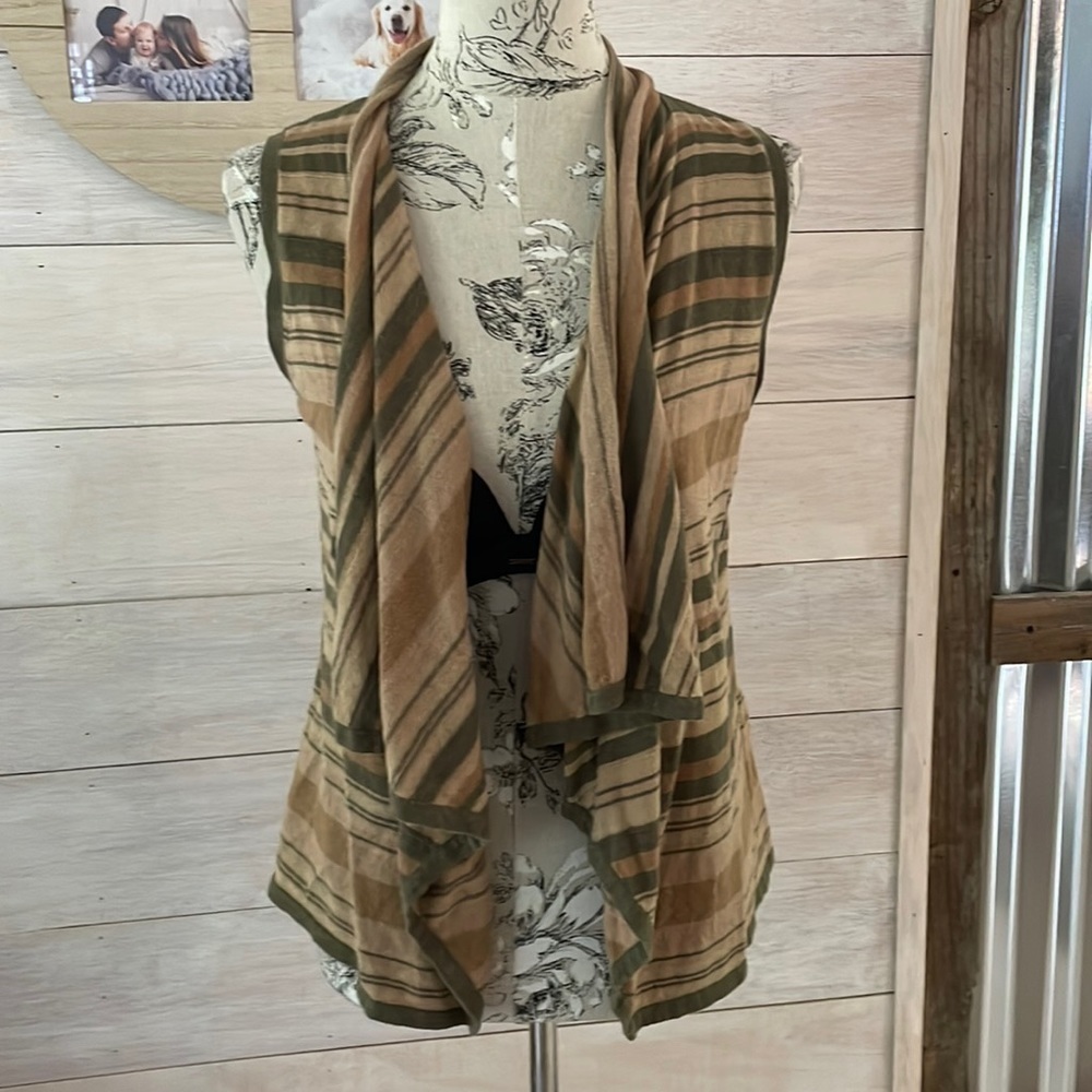 chaps Green Tan sleeveless Top S